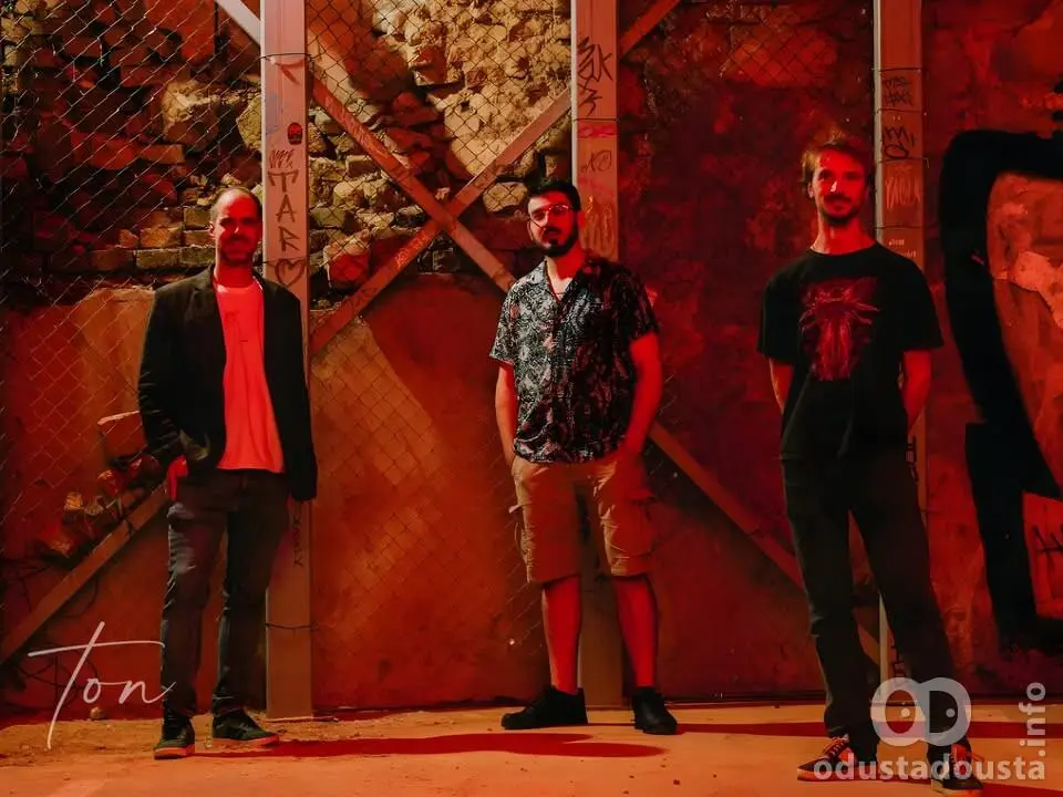 Džez album godine stiže u Sombor: Miloš Čolović Trio u Kafe Tonu