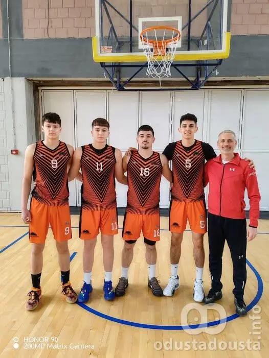 Veliki uspeh somborskih gimnazijalaca: Prvo mesto na okružnom turniru u basketu 3x3
