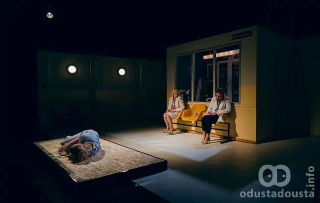 Intimna Drama Na Sceni Studio 99: „Izuzeti“ U Režiji Mie Knežević
