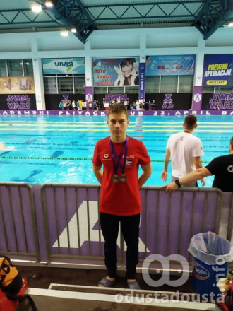 Dominacija "Poletovaca" u Banja Luci: Šest medalja za Lenu i Obrada na Swim Wars-u