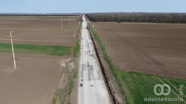 Velika ulaganja u puteve: Radovi na deonici Kula–Lipar i nova pešačka staza