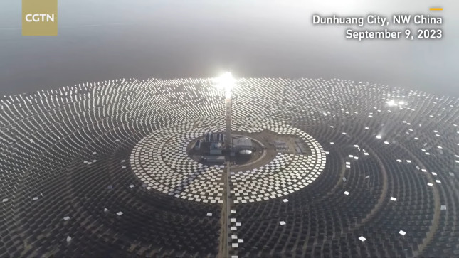 Kinesko tehnološko čudo: Solarna elektrana koja proizvodi struju i usred noći