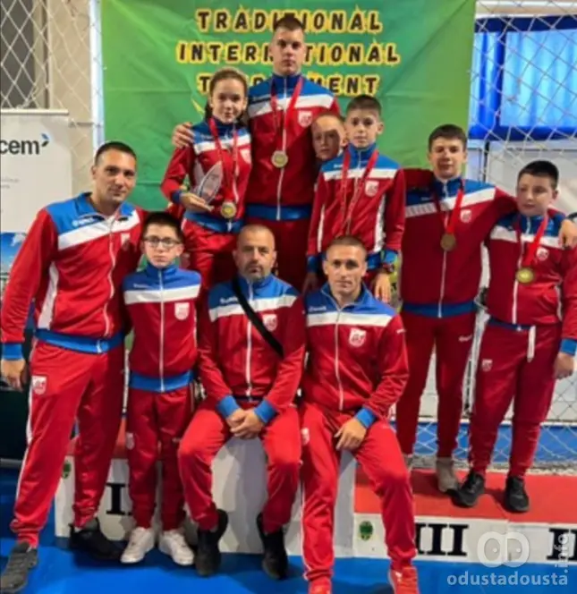 Veliki uspeh somborskih rvača u Hrvatskoj: Pet medalja za Radnički na turniru u Puli