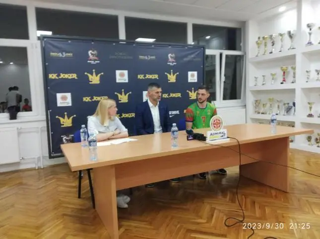 Konferencija za medije KK