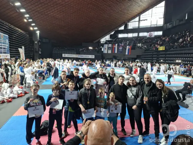 Borci predvođeni Dejanom Kunićem briljirali u Subotici: Žetva medalja na „Enpi kupu“