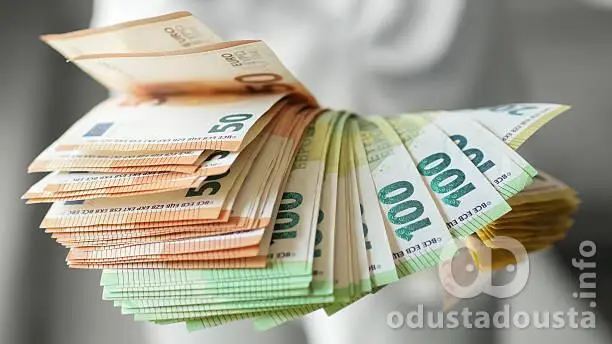 Zaplenjeno Preko 40.000 Evra Na Graničnom Prelazu Bački Breg