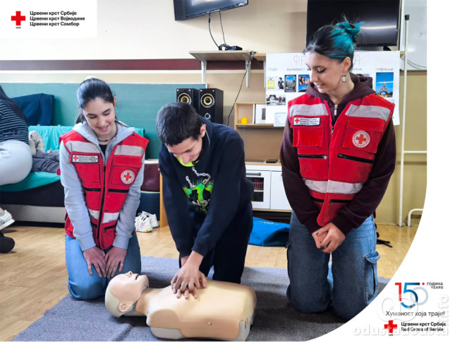 Edukativna radionica Crvenog krsta u Somboru približila učenicima osnove prve pomoći