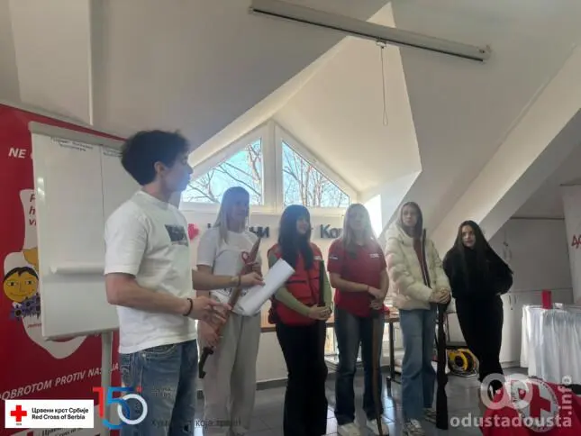 Somborske volonterke na edukaciji u Kovinu