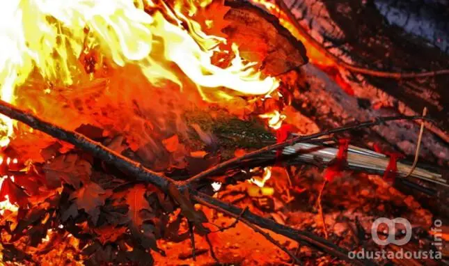 Tradicionalno Paljenje badnjaka od 15h