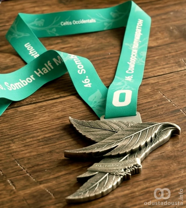 Simbol Ravangrada oko vrata: Predstavljena medalja 46. Somborskog polumaratona