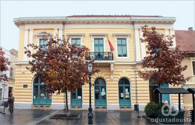 Reči, susreti i nagrade: Somborski književni festival vraća se u dvorište Biblioteke