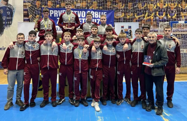Kadeti Sokola ekipni prvaci Srbije