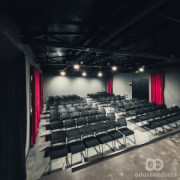 Martovski Repertoar Na Novoj Somborskoj Sceni Kuća Donosi Bogat Umetnički Program