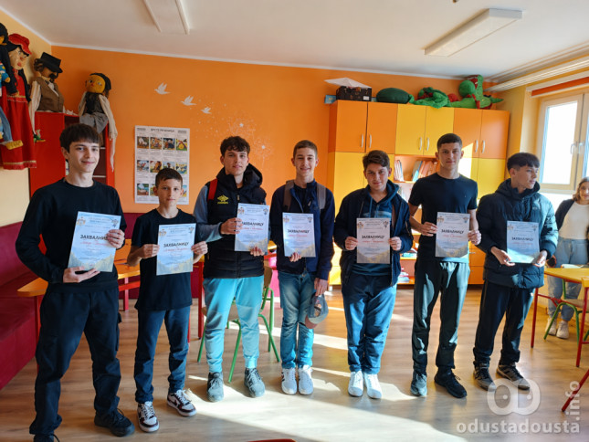 Istorijski trijumf đaka iz "Lole": Somborci dominirali na okružnom takmičenju